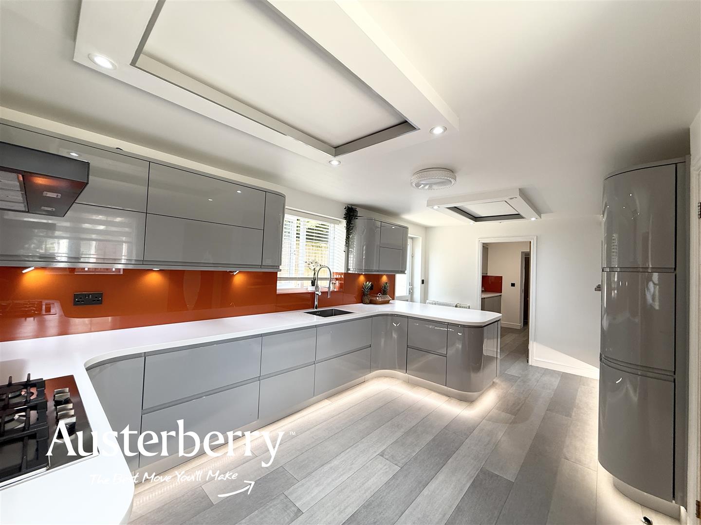 4 bed property in Castleton Road, Stoke-On-Trent